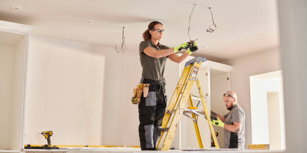 Best Outdoor Lighting Installation  in Franklin, PA